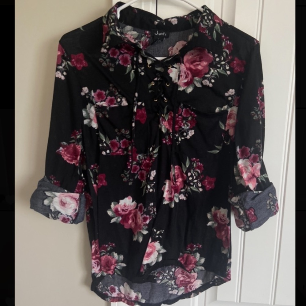 Floral criss cross top
